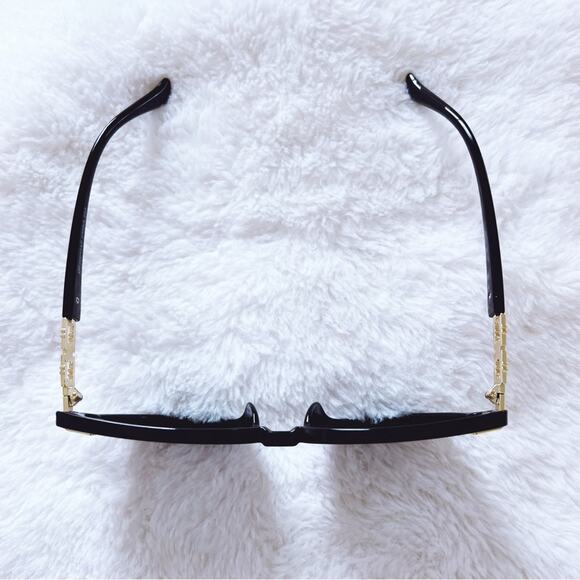 Liana Black Sleek Sunglasses - Picture 4 of 10